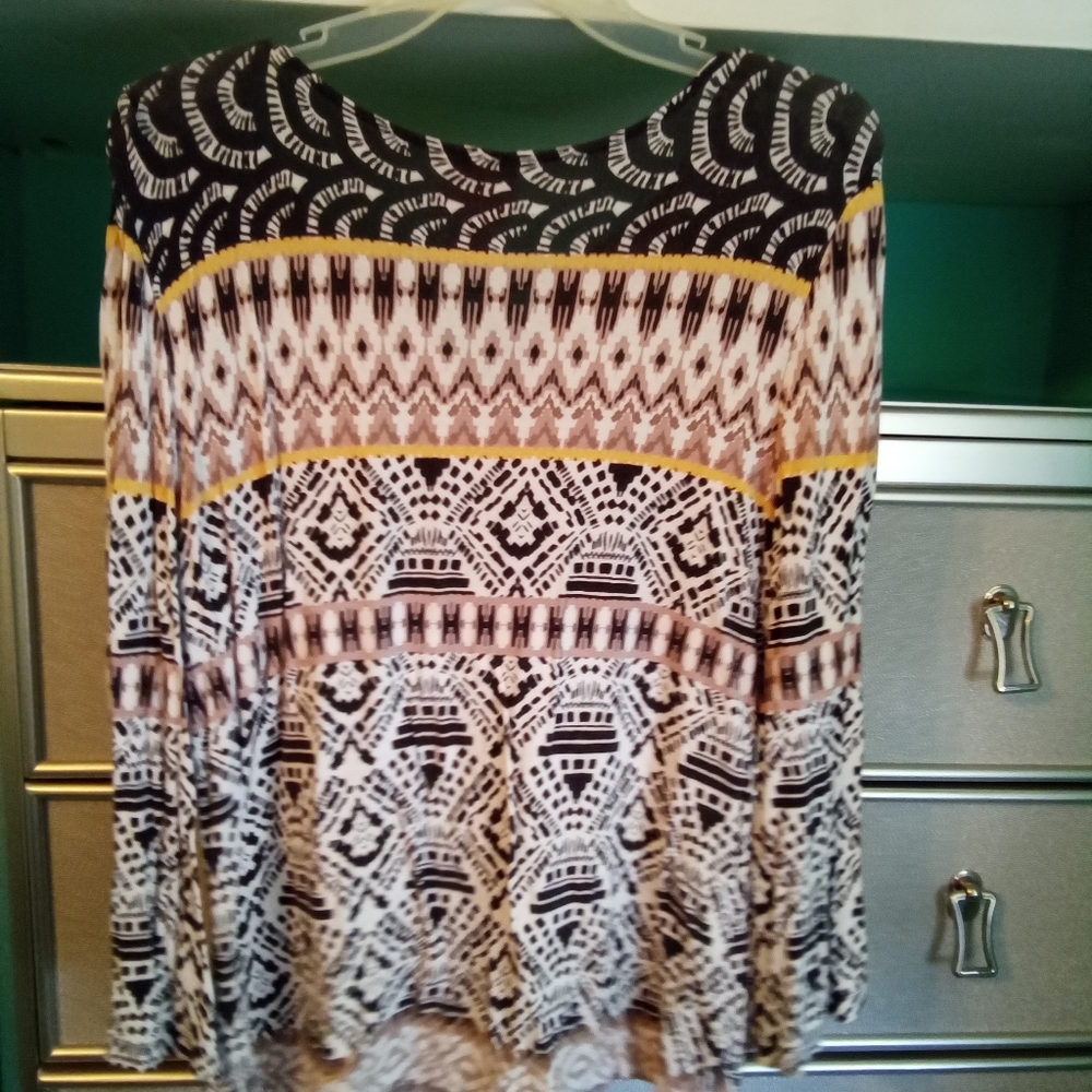 Shirt - Picture 3 of 3